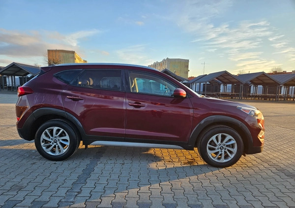Hyundai Tucson cena 68900 przebieg: 115000, rok produkcji 2017 z Elbląg małe 106
